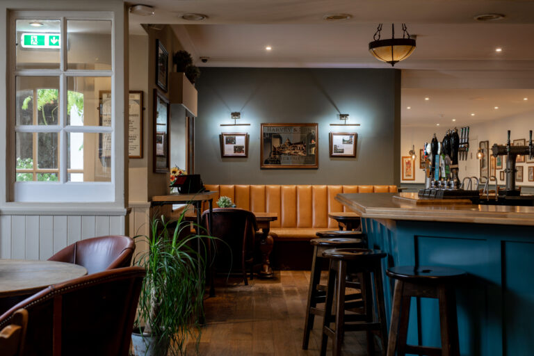 Carpenter's Arms Pub & Hotel Tonbridge, Kent Young's Pubs